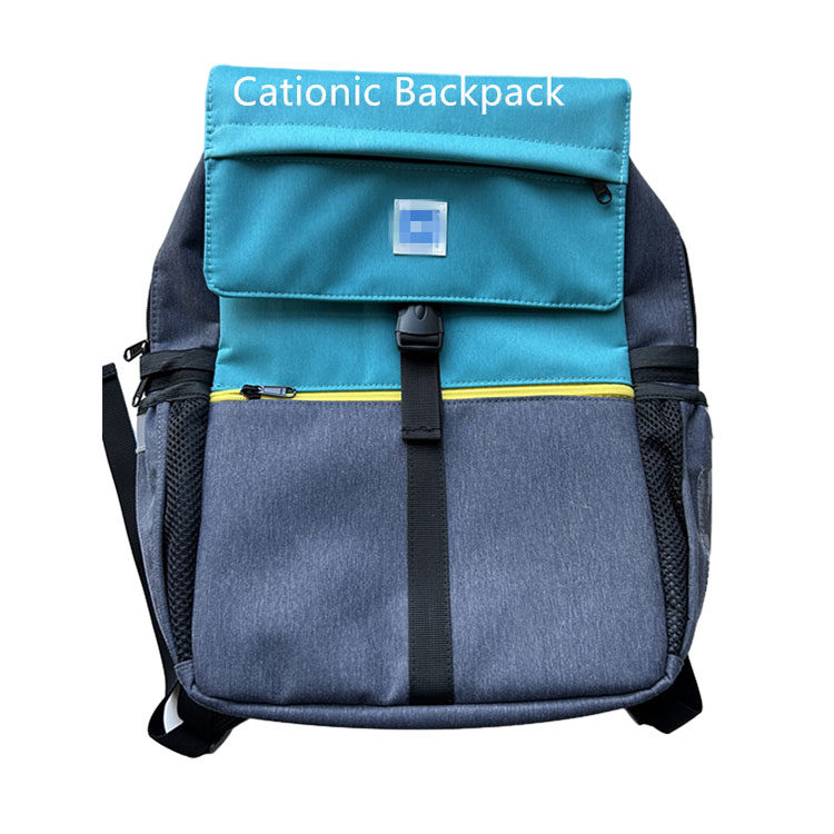 ສິ່ງທີ່ວັດສະດຸຂອງ cationic ແມ່ນ backpack cationic ເຮັດຈາກ?